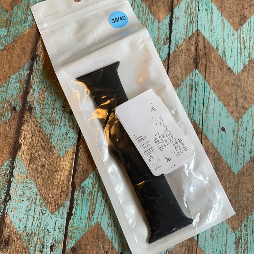 NEW (without tag) Silicone band for Apple Watch